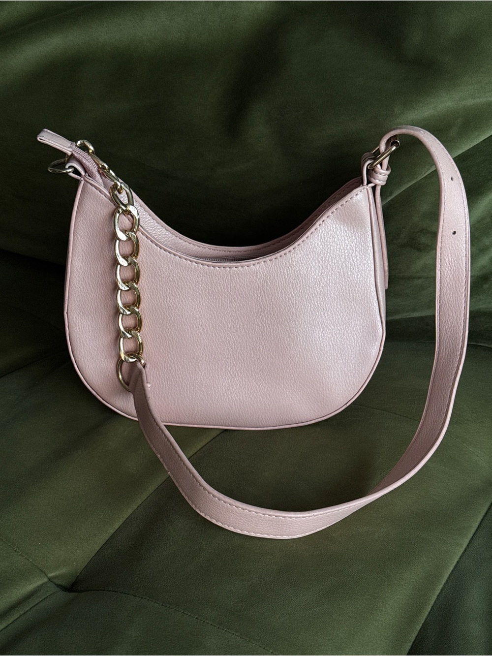 Pink Faux Leather Shoulder Bag Women’s Chain Strap Lightweight Everyday Purse